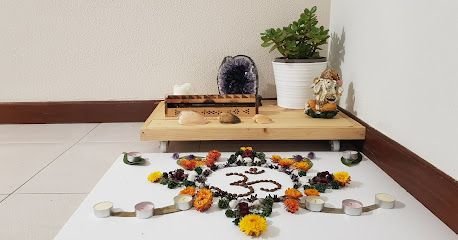 Escola Sangna Yoga