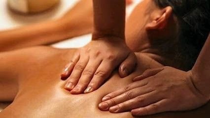 Body & Mind, Masajes, Podología, Nutrición, Entrenamientos personales y Psicología.