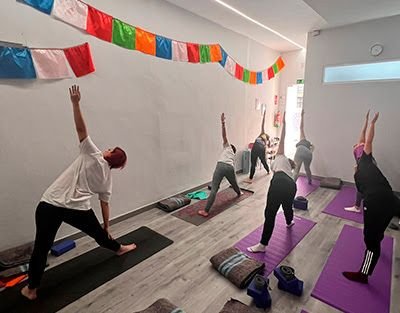 GranaYoga, centro de Yoga, Pilates y Masajes